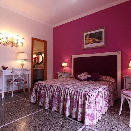 Miriam Guesthouse Rome Bilik gambar